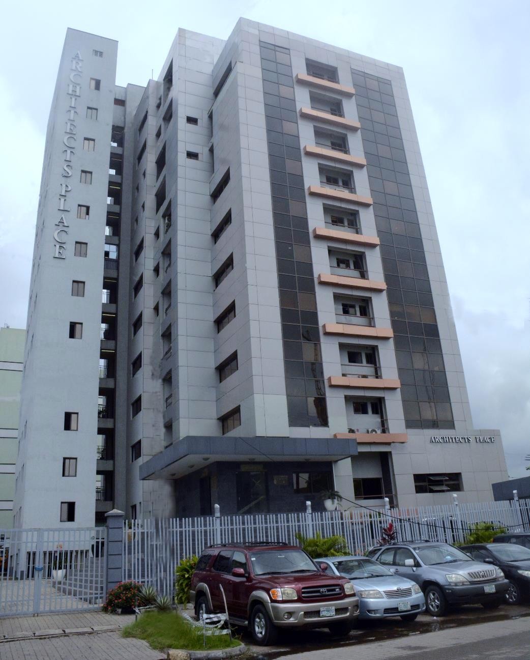 HIGHRISE OFFICE/RESIDENTIAL SPACE FOR SALE IN V.I, LAGOS